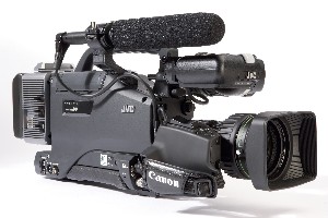 JVC GY-DV5100U Professional 1/2-Inch 3-CCD DV Camcorder 