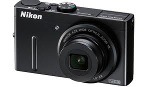  Nikon Coolpix P300 Package 1