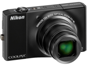 Nikon CoolPix S8000 Package 1