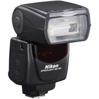 Nikon SB700 Speedlight Shoe Mount Flash 